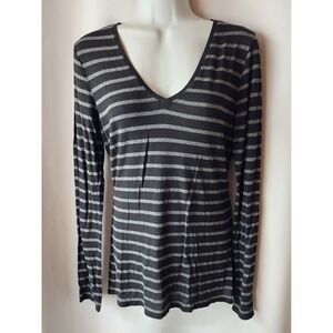 Max Studio Long Sleeved V‎ neck Striped Top Henley Style Size M
